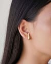 Ear Hook Gota Lisa 2.4 cm Banhado a Ouro 18K