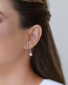 Ear Hook Bolinhas Ródio Branco