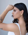 Brinco Meia Lua Lisa Banhado a Ouro 18K
