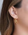 Brinco Argola Entrelaçada Lisa 2.7 cm Banhado a Ouro 18K