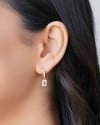 Brinco Argola Click Cravejado Cristal Retângulo 2.2 cm Banhado a Ouro 18K