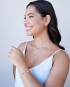 Pulseira Elos Conchas Estrelas Pontos de Luz Coloridos Banhado a Ouro 18K