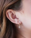 Brinco Argola Click Cravejada Pingente Retangular Cristal 2.0 cm Banhado a Ouro 18K