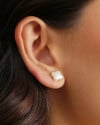 Brinco Flor Pérola 10 mm Banhado a Ouro 18K