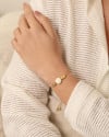Pulseira Howlita 12 mm Fecho Gravata Banhado a Ouro 18K