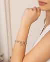 Bracelete Ondas Bolas Lisas Ródio Branco