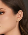 Brinco Gota Cravejada Cristal Banhado a Ouro 18K