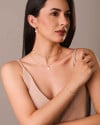 Choker Elos Trevos Tom Madrepérola 1.0 cm Banhado a Ouro 18K