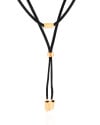 Gargantilha Gravata Dupla Camurça Preta Retângulos Banhado a Ouro 18K - 30 cm