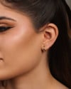 Dupla de Argolas Pontos de Luz Coloridos Banhado a Ouro 18K