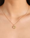 Gargantilha com Pingente Redondo Personalizado Banhado a Ouro 18K