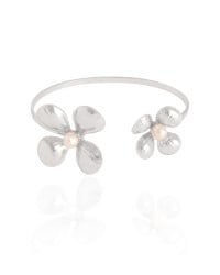 Bracelete Flor Pérola Ródio Branco
